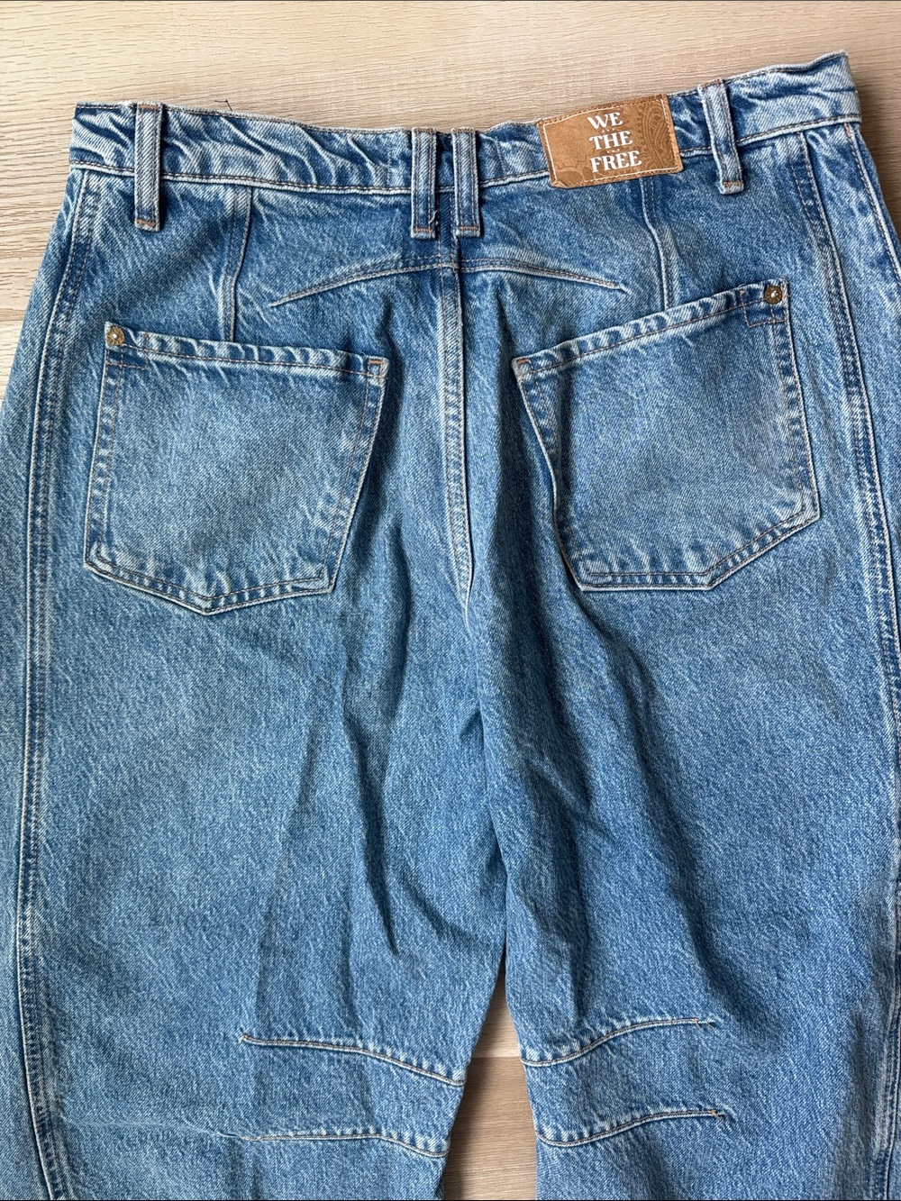 We The Free - Good Luck Barrel Mid Rise Jeans - Picture 13 of 16